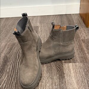 Madewell Women's Gray Combat Boots. Size- 10